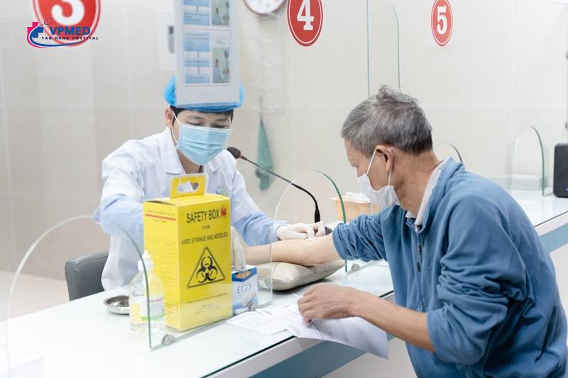 Xét nghiệm máu trong sàng lọc ung thư